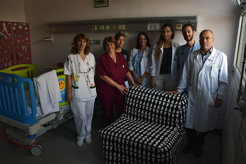 Venti poltrone-letto per i genitori dei piccoli degenti della Pediatria delle Scotte, il dono dell’Associazione Insieme per i Bambini onlus grazie al grande cuore dei senesi