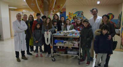 Associazione Proloco di Murlo e Parrocchia di San Fortunato a Murlo consegnano doni al Dipartimento della Donna e dei Bambini
