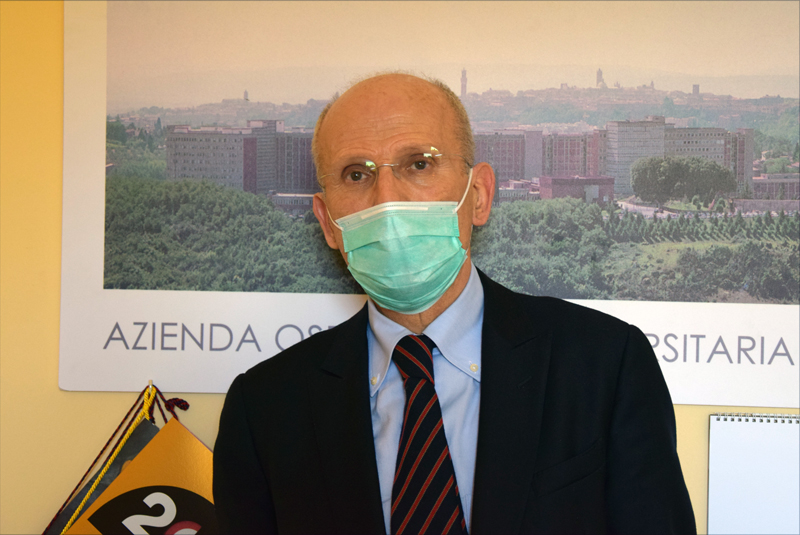 Positiva al coronavirus, affitta ambulanza privata e si reca da Bergamo all’ospedale di Siena insieme alla sorella: ricoverate entrambe e denunciate dall’Azienda ospedaliero-universitaria Senese