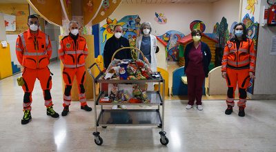 I doni della Pubblica Assistenza di Castelnuovo Berardenga al Dipartimento della Donna e dei Bambini dell’Aou Senese