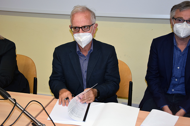 Damone-firma_protocollo_trapianto_polmone.jpg