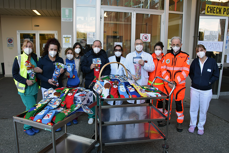 I doni della Pubblica Assistenza di Castelnuovo Berardenga per il Dipartimento della Donna e dei Bambini dell’Aou Senese