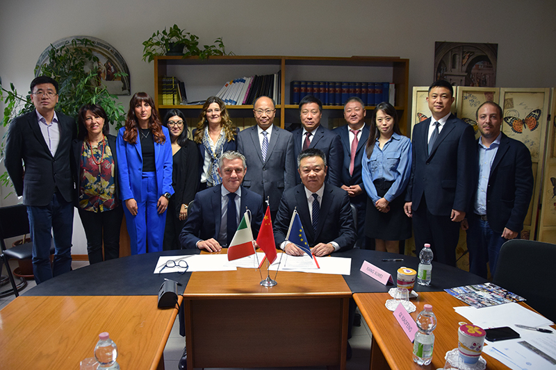 Aou Senese, firmato accordo di collaborazione con l’Affiliated Hospital of Nantong University