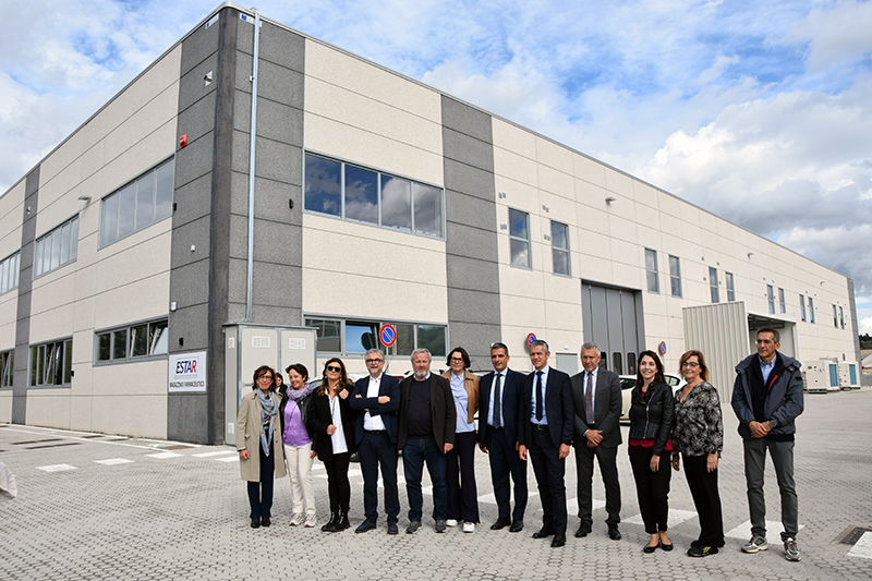 Inaugurato e già operativo l’immobile da adibire a magazzino farmaceutico provvisorio dell’Aou Senese: è un edificio in via Sardegna, a Poggibonsi