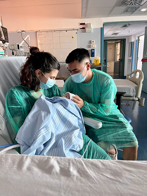 Gli ospedali di Siena e Massa fanno squadra per salvare un bambino nato con grave malformazione