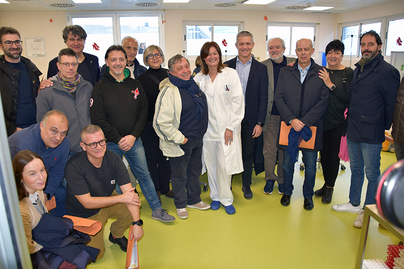 Il Gruppo Donatori Sangue Contrade organizza donazione collettiva con priori, capitani e fantini in occasione della chiusura dell’anno contradaiolo