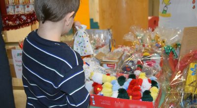 L’AVO e la scuola Primaria Tozzi portano doni ai bambini ricoverati