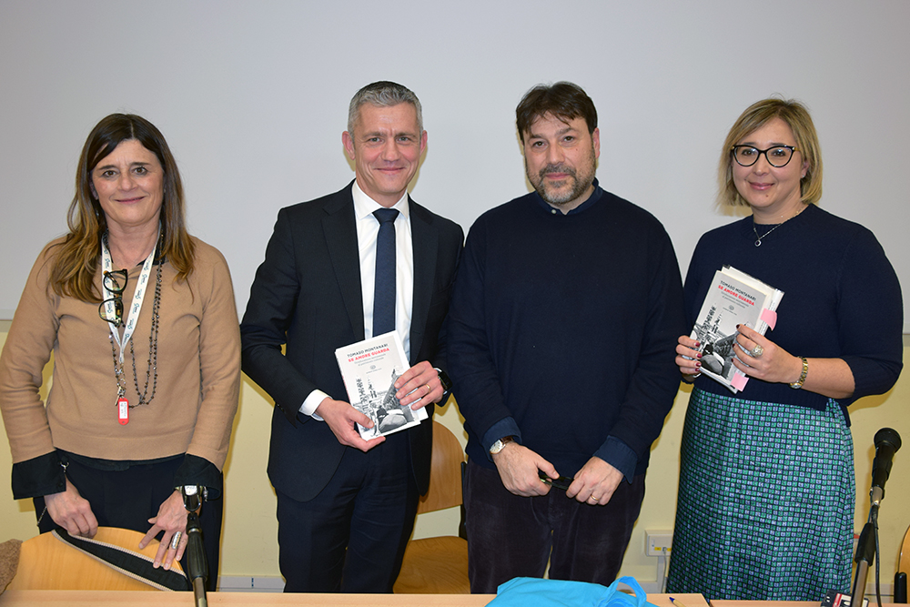 Grande successo per il professor Tomaso Montanari ad Agorà Aou Senese per la presentazione del libro “Se amore guarda. Un’educazione sentimentale al patrimonio culturale”