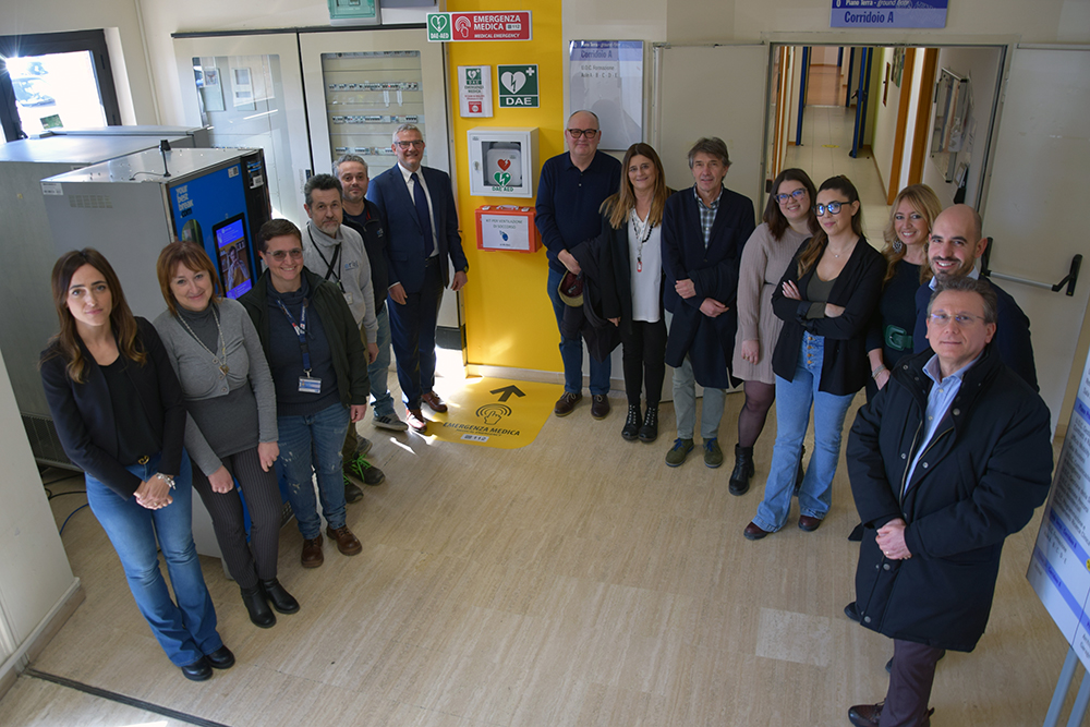 Potenziato il servizio di emergenza intraospedaliera con l’allestimento di 10 postazioni salvavita dotate di defibrillatore all’ospedale Santa Maria alle Scotte