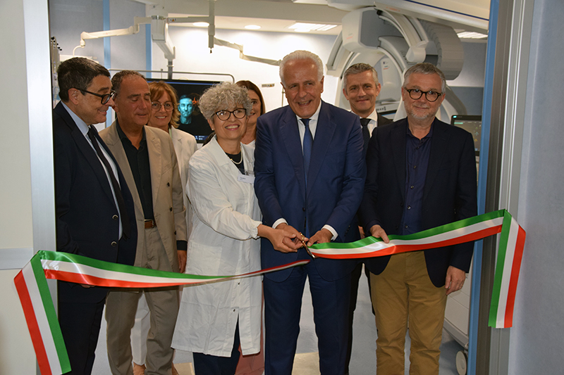 Inaugurato a Siena un neuro-angiografo biplanare di ultima generazione per la Neuroradiologia Diagnostica e Terapeutica