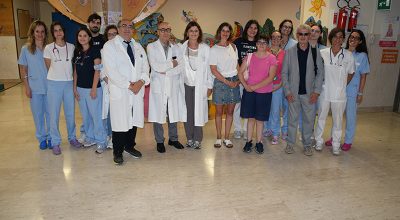 Il regalo di battesimo si trasforma in una donazione per la Pediatria